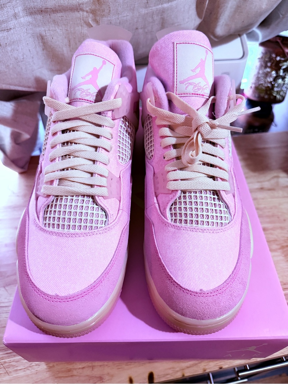 Air jordan retro 4 pearl pink and iced out carmine size 12.5 - Picture 3 of 15